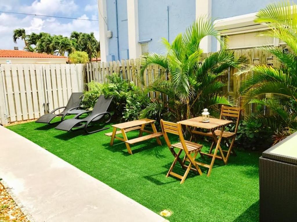 Hollywood Beachfront House Екстер'єр фото