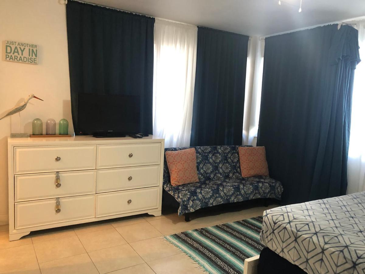 Hollywood Beachfront House Екстер'єр фото