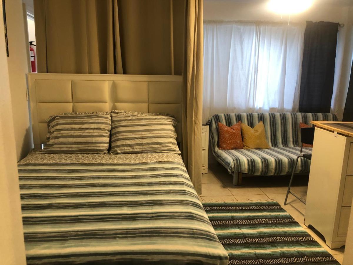 Hollywood Beachfront House Екстер'єр фото