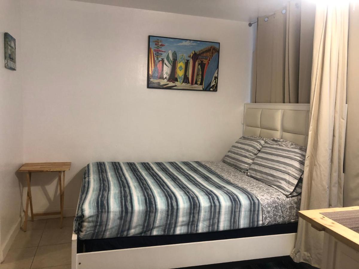 Hollywood Beachfront House Екстер'єр фото