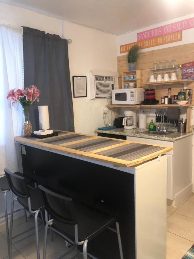 Hollywood Beachfront House Екстер'єр фото